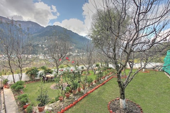 hotel mountain face by snow city hotels