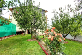 hotel mountain face by snow city hotels