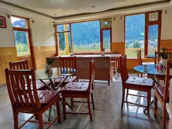 hotel mountain face by snow city hotels