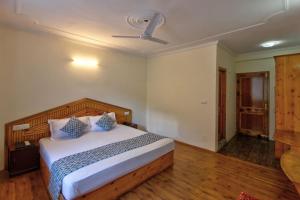 hotel mountain face by snow city hotels