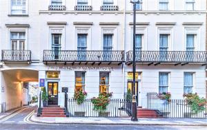 Hyde Park Radnor Hotel,7-9 Sussex Place,3 star