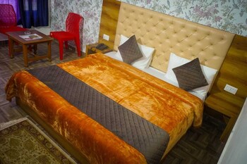 hotel honey n spice