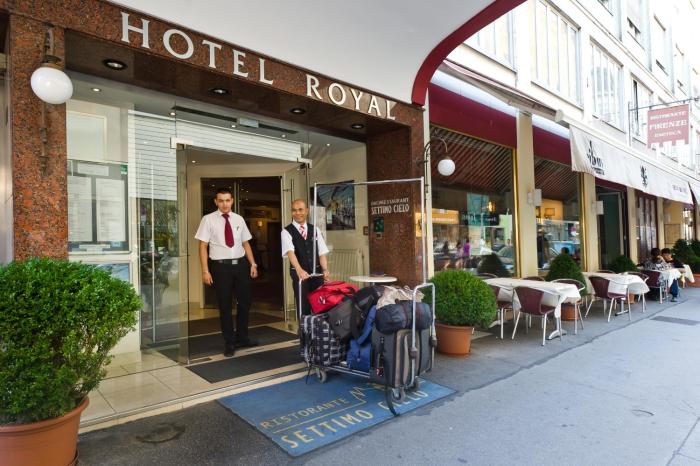 hotel royal