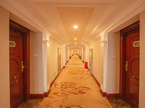vienna hotel shenzhen songgang liye road shop