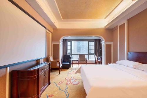 vienna hotel shenzhen songgang liye road shop