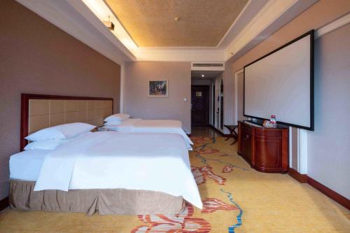 vienna hotel shenzhen songgang liye road shop
