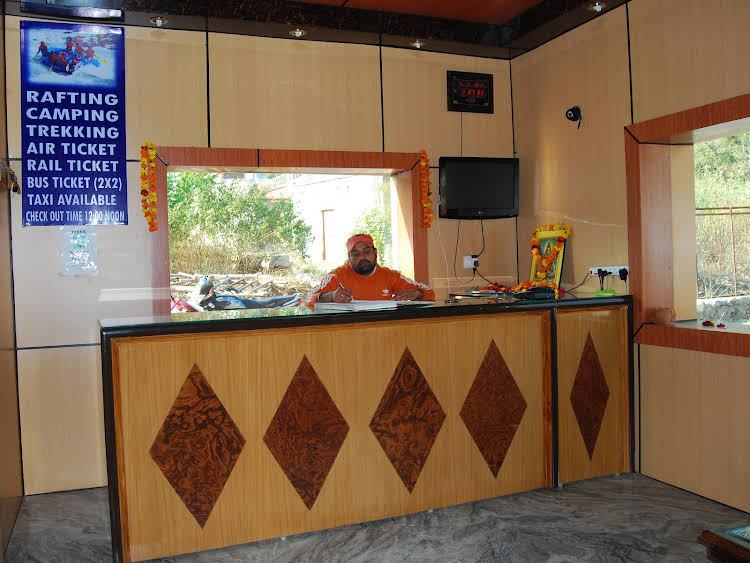 shiv ganga hotel