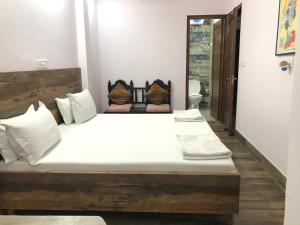 Tatvamasi Homestay,New Delhi>>Delhi,3 star