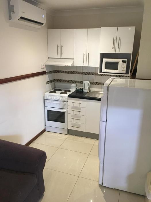 across country motel and serviced apartments