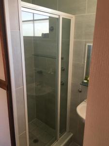 across country motel and serviced apartments