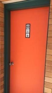 across country motel and serviced apartments