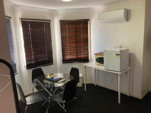 across country motel and serviced apartments