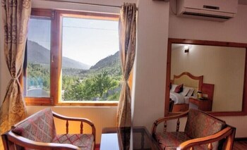 Hotel Woodland Retreat,Kullu>>Jagatsukh,3.5 star