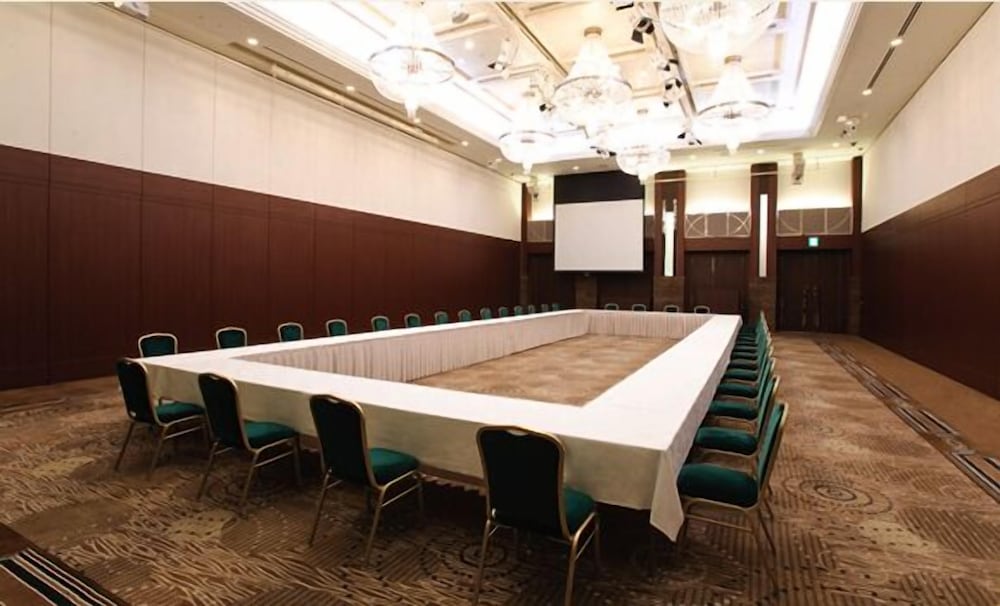 oarks canal park hotel toyama