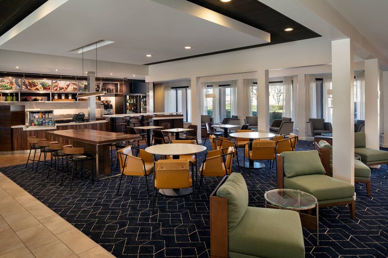 courtyard by marriott bakersfield