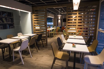 ibis budget sallanches pays du mont blanc