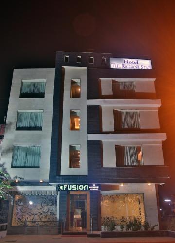 capital o 23134 hotel radiant star