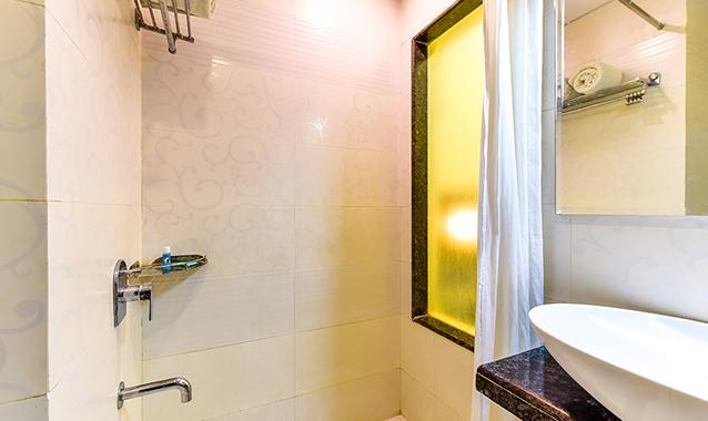 capital o 23134 hotel radiant star