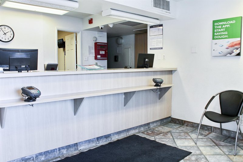 motel 6 bakersfield south