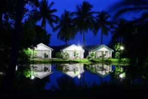 sandpebbles bhitarkanika jungle resorts