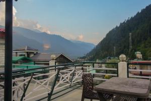 ride at hill nihal hotel and cottage