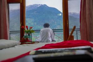 ride at hill nihal hotel and cottage