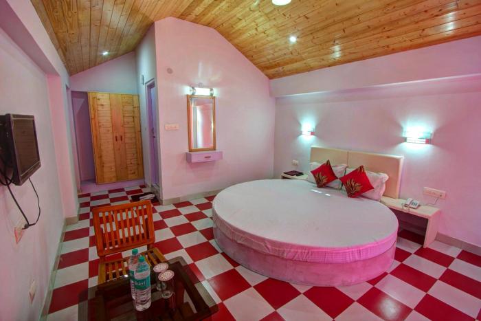 ride at hill nihal hotel and cottage