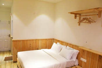 al woodlands residency