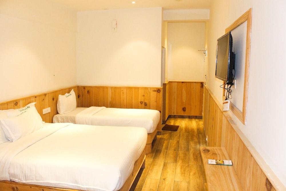 al woodlands residency