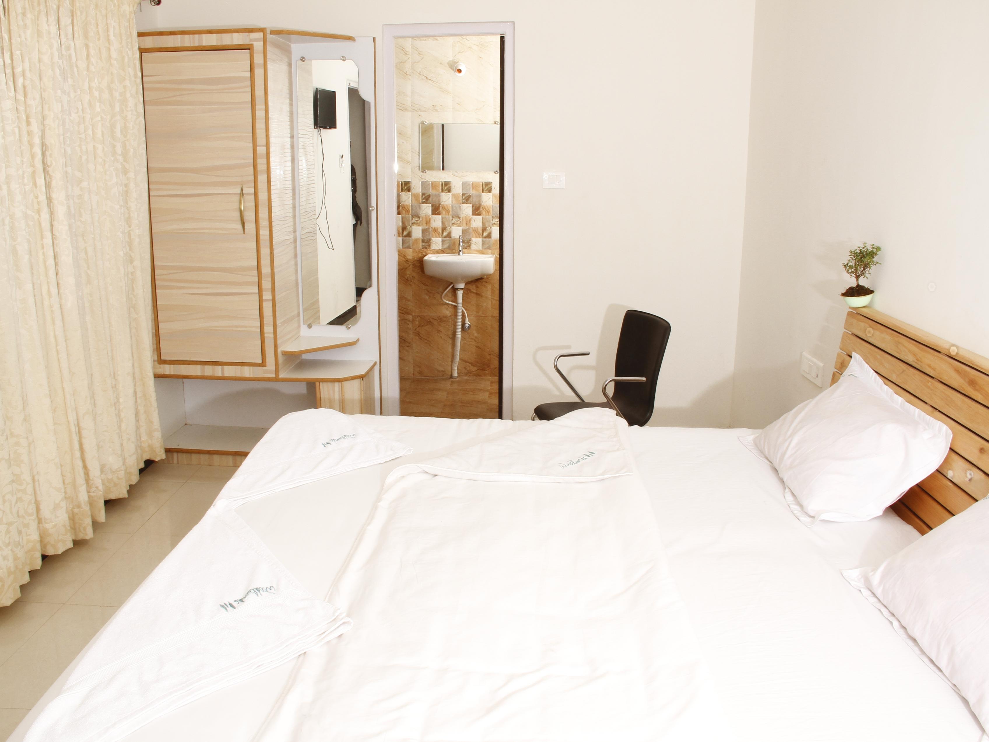 al woodlands residency