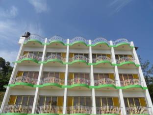 Hotel Vishaka Palace