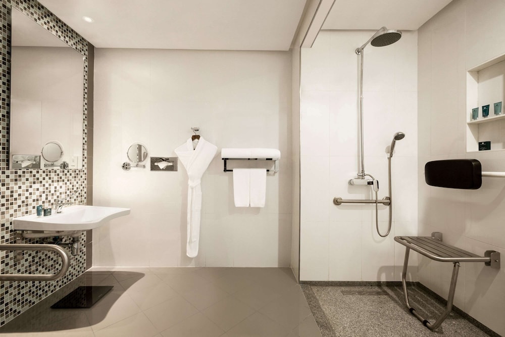 wyndham garden manama