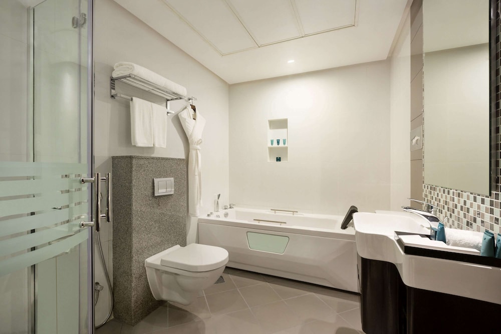 wyndham garden manama