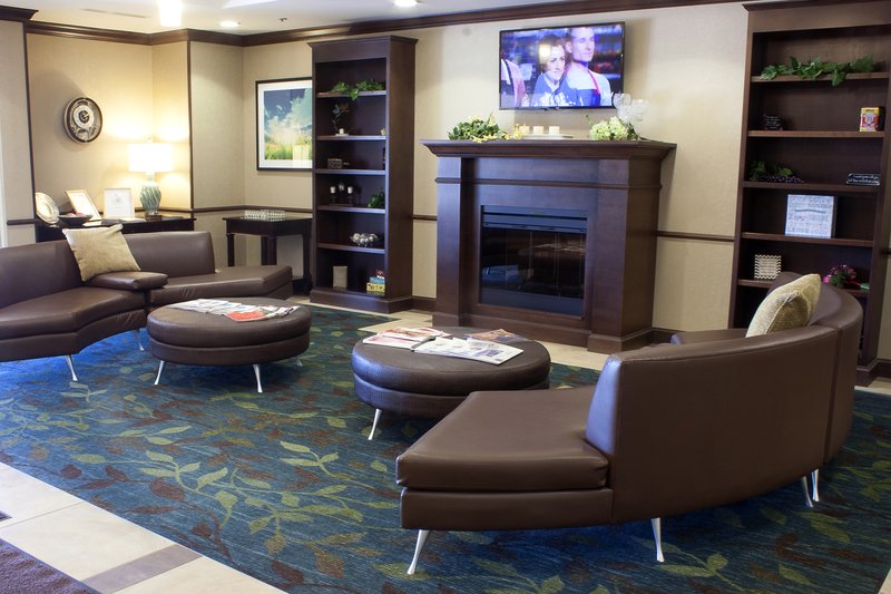candlewood suites youngstown w i 80 niles area by ihg