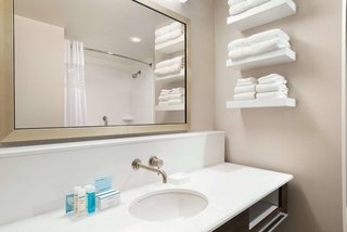 Hampton Inn Elko,Elko County>>Elko,3 star