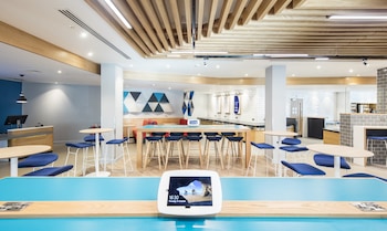 holiday inn express dublin city centre by ihg