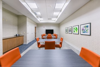 holiday inn express gatlinburg downtown by ihg