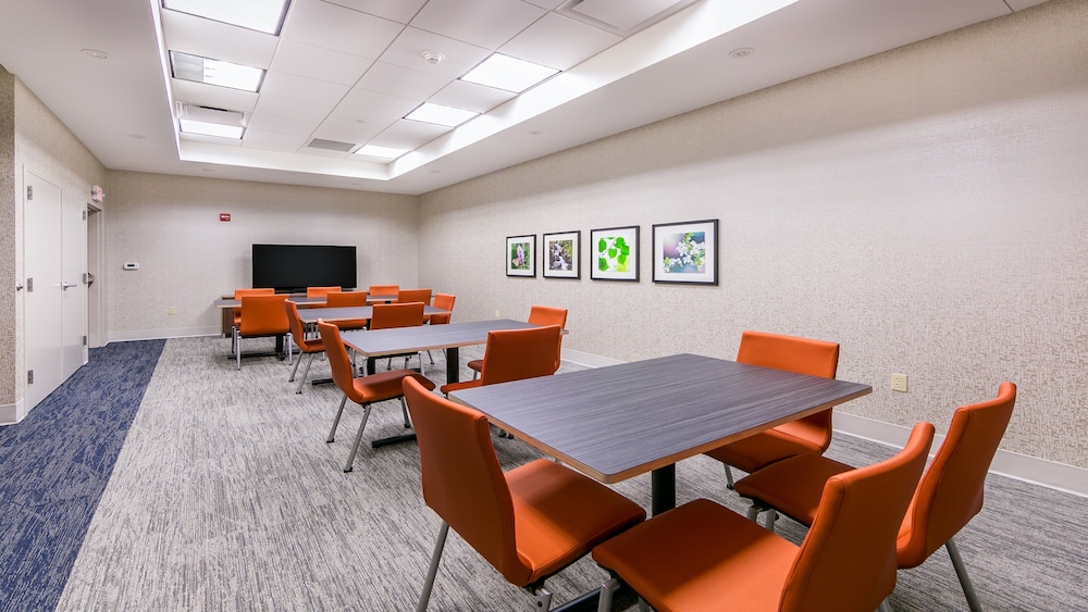 holiday inn express gatlinburg downtown by ihg
