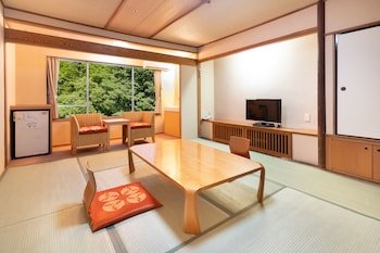 kusatsu onsen hotel resort