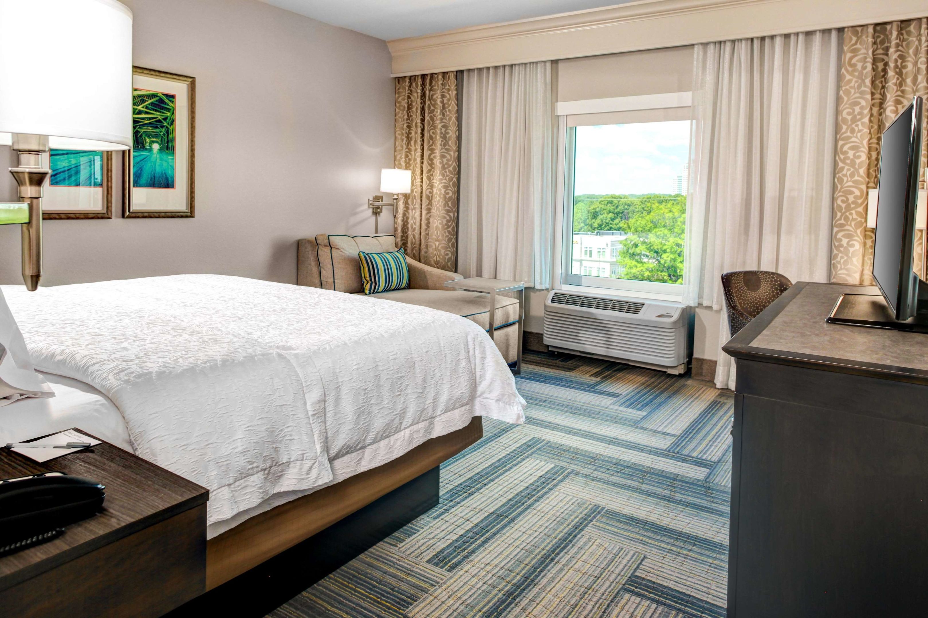 hampton inn and suites by hilton atlanta perimeter dunwoody