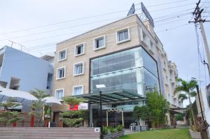 hotel atrium