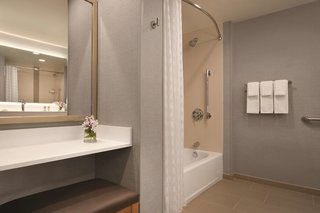Hyatt Place Chicago/O'hare Airport,Cook County>>Chicago,3 star