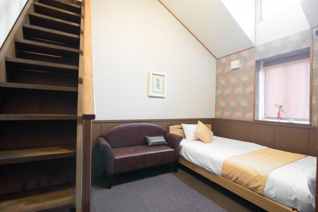 Etavia Yufuin Kinrinko,Hiji>>Beppu,3 star