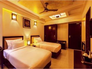 hotel anantha executive suites