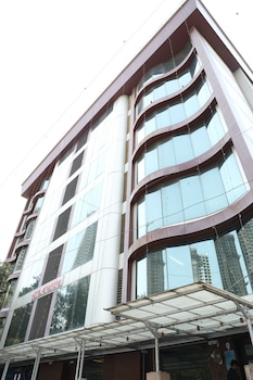 hotel anantha executive suites