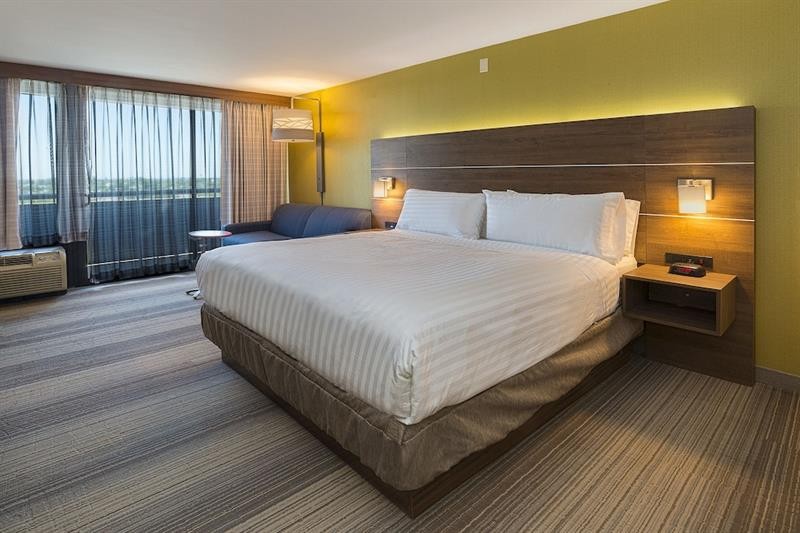 holiday inn express fullerton anaheim by ihg