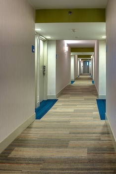 Holiday Inn Express Fullerton - Anaheim By Ihg,California>>Anaheim,3 star