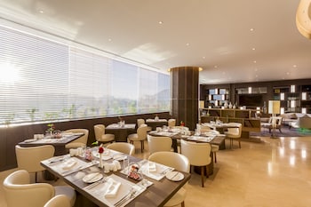 Crowne Plaza Vientiane By Ihg,Vientiane>>Ban Nongdouang,5 star