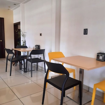 hotel villa florencia zona rosa