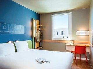 Ibis Budget Saint Quentin En Yvelines Velodrome,Montigny-Le-Bretonneux>>Maurepas,2 star